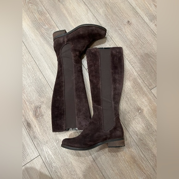 Cole Haan - brown knee high suede leather boots - Picture 1 of 3